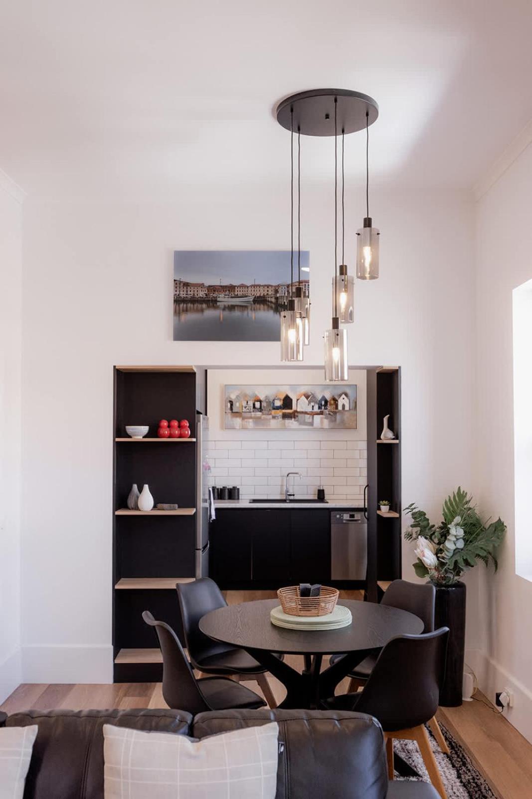 3 Bedroom, Spacious Inner-City Pad