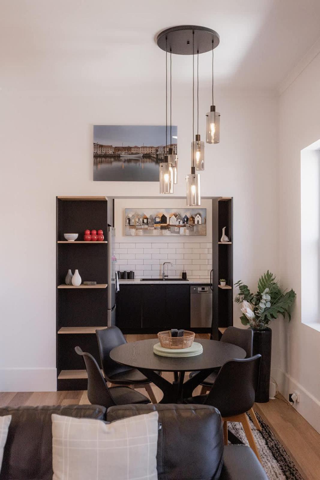 3 Bedroom, Spacious Inner-City Pad