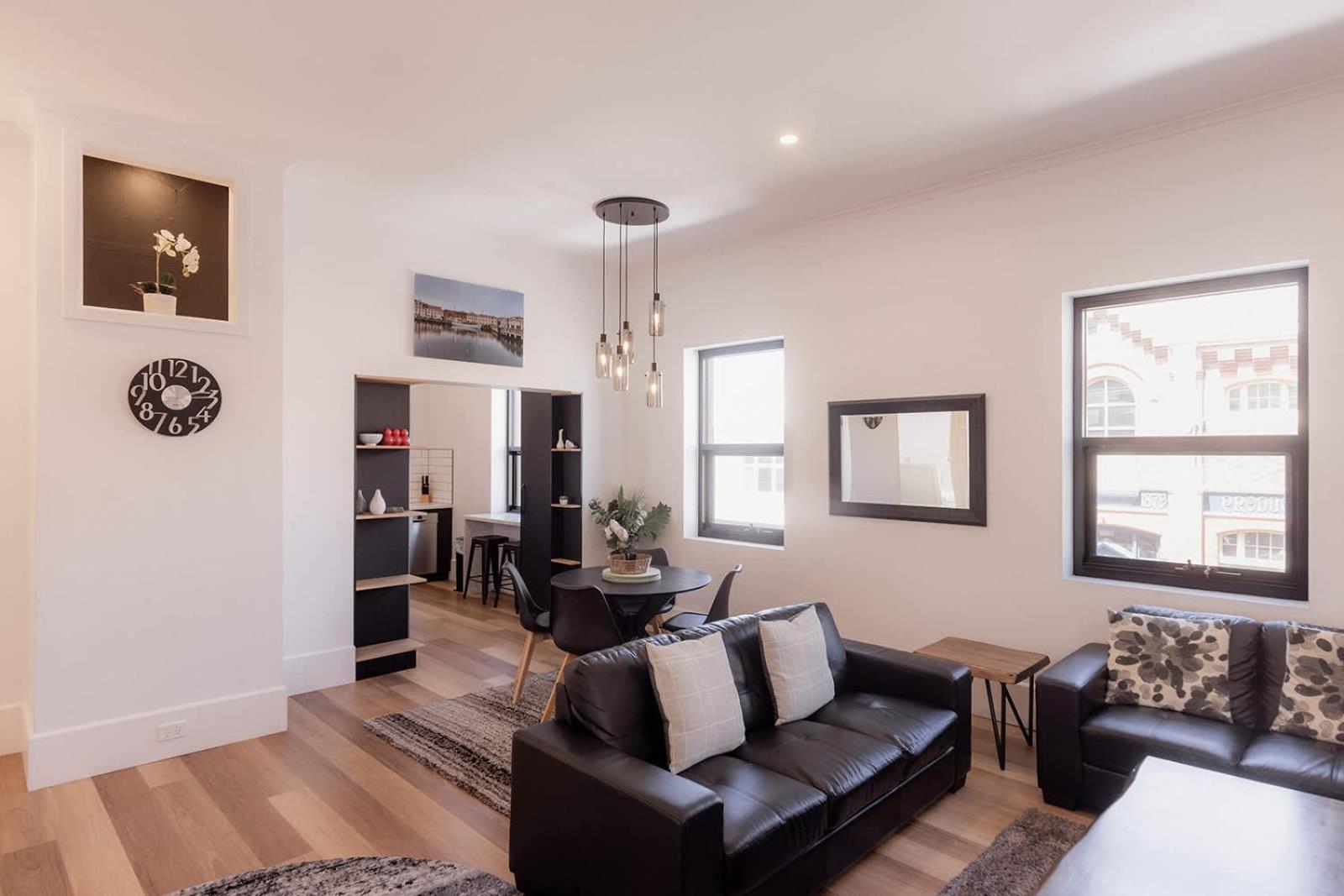 3 Bedroom, Spacious Inner-City Pad