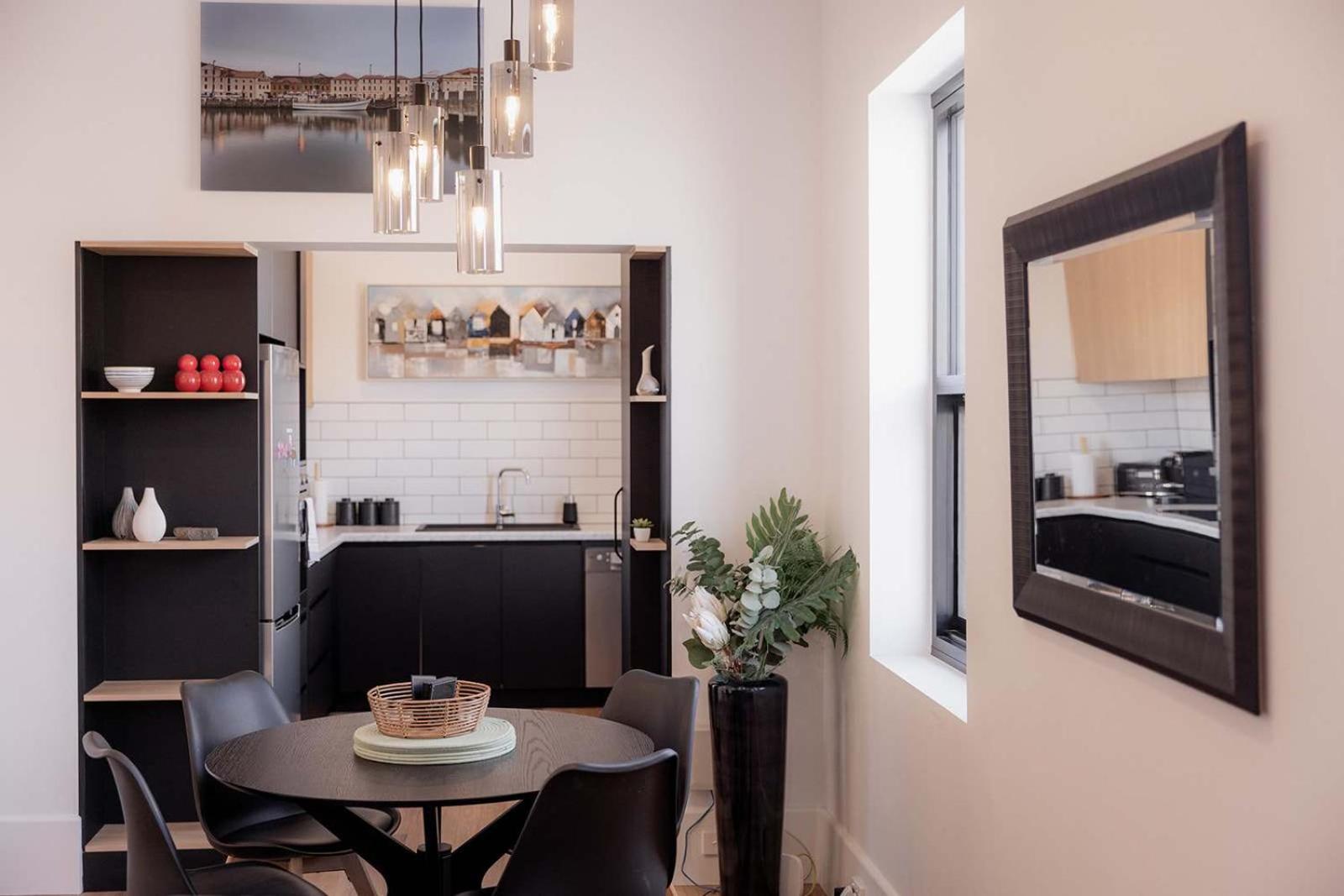 3 Bedroom, Spacious Inner-City Pad