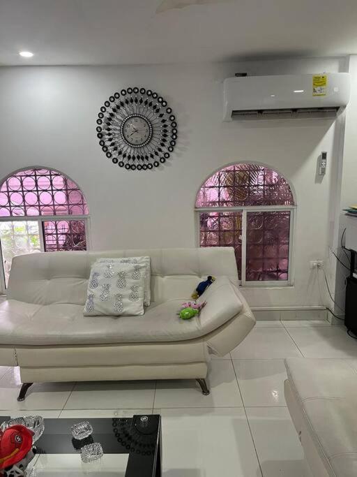 Hermosa Casa Familiar