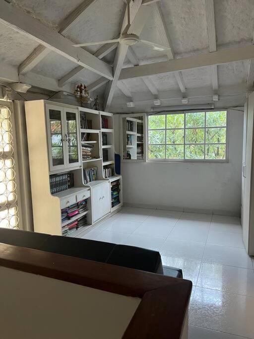 Hermosa Casa Familiar