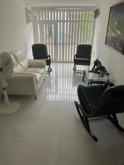 Hermosa Casa Familiar
