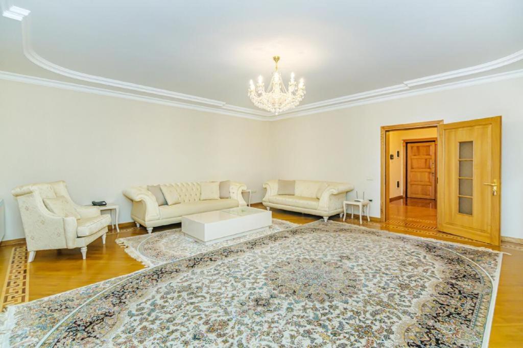 HOTEL APARTMENT NEAR ViP COURTYARD MARRIOTT