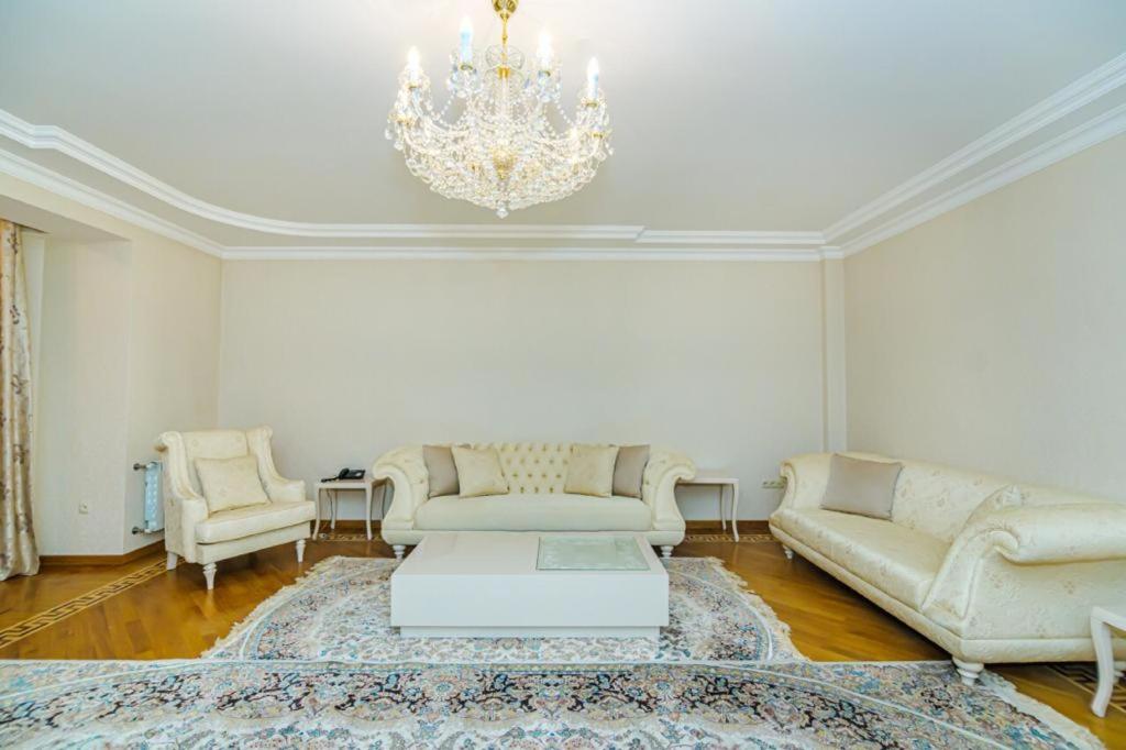 HOTEL APARTMENT NEAR ViP COURTYARD MARRIOTT