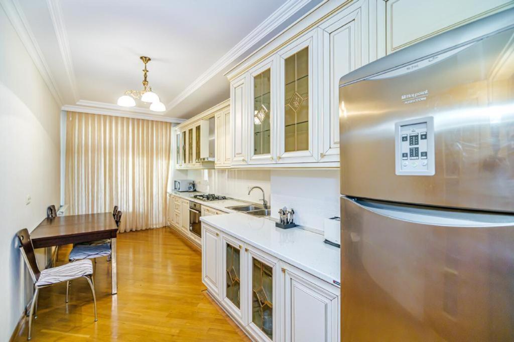 HOTEL APARTMENT NEAR ViP COURTYARD MARRIOTT