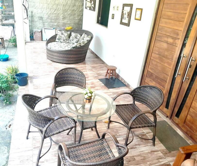 Casa com piscina - Praia Azul PB