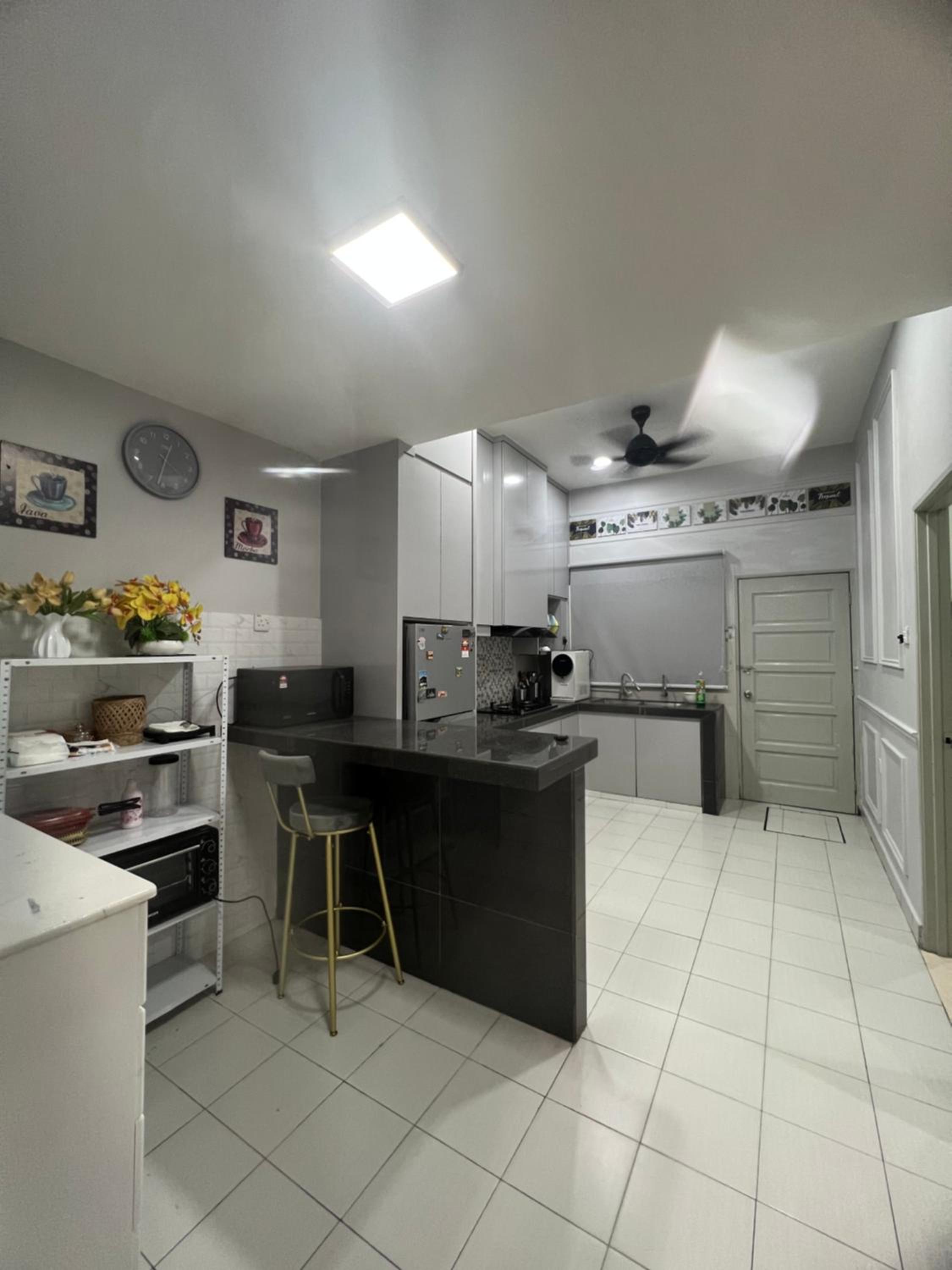 Homestay Kuala Terengganu 4 Bedrooms