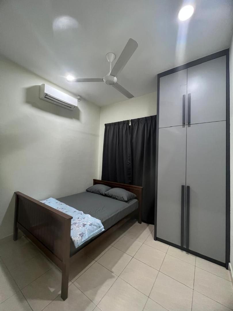 Homestay Kuala Terengganu 4 Bedrooms