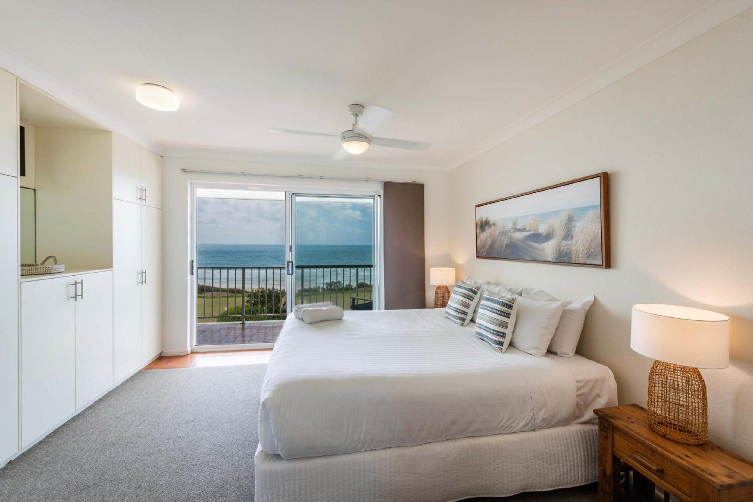 Pippi Beach Penthouse - Oceanstays - Pool & Beachfront