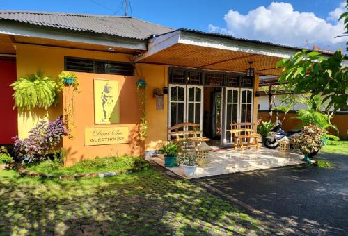 Dewi Sri Guesthouse