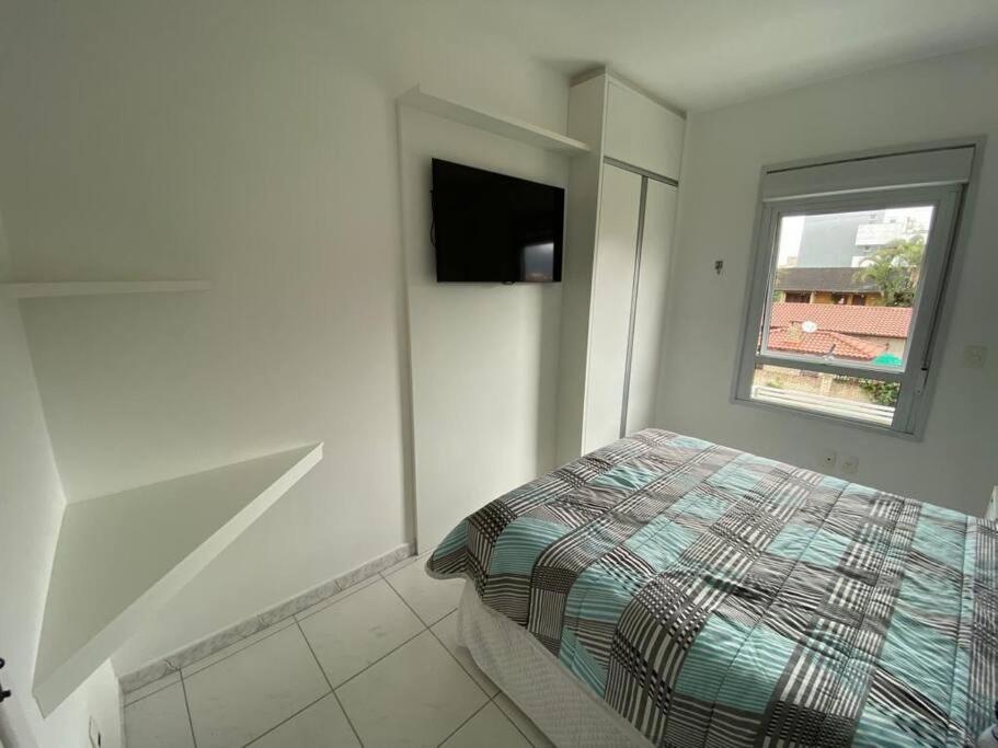 Apartamento no Novo Campeche - 150 metros da Praia