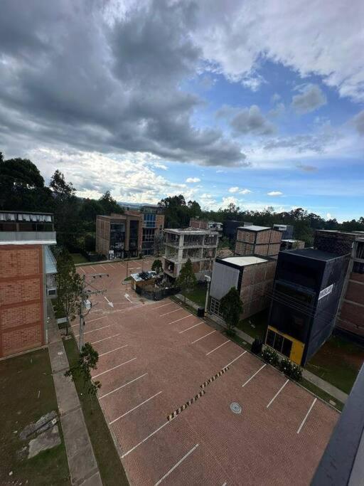 Loft en Llano grande cerca a el aeropuerto