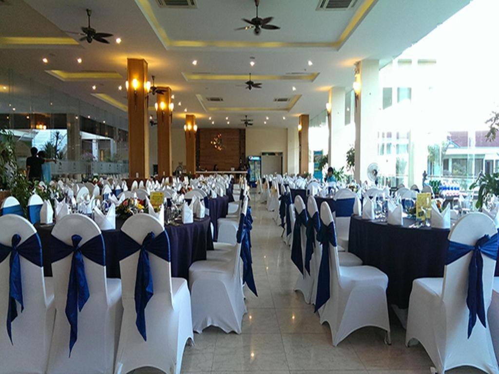 Diamond Bay Golf and Villas