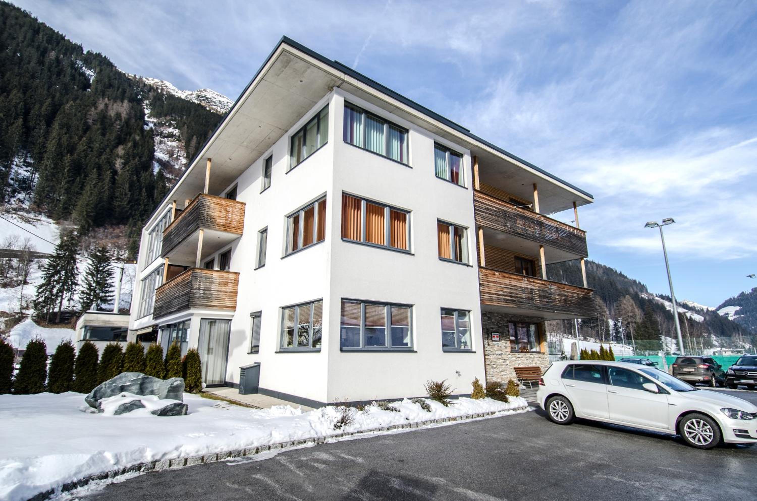 Apart Fridl view 2