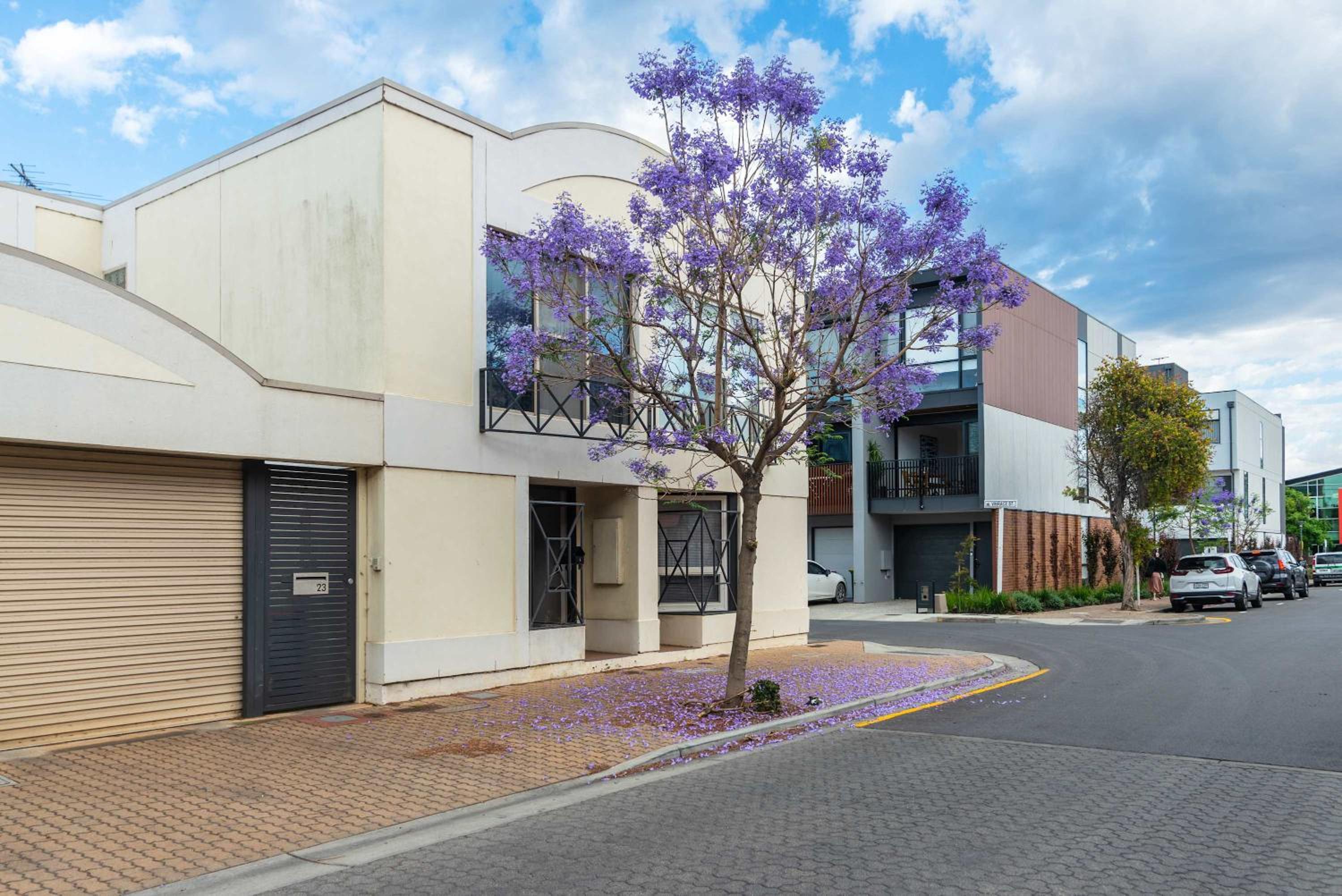 2BR Urban Nest Cosy & Central - Free Parking