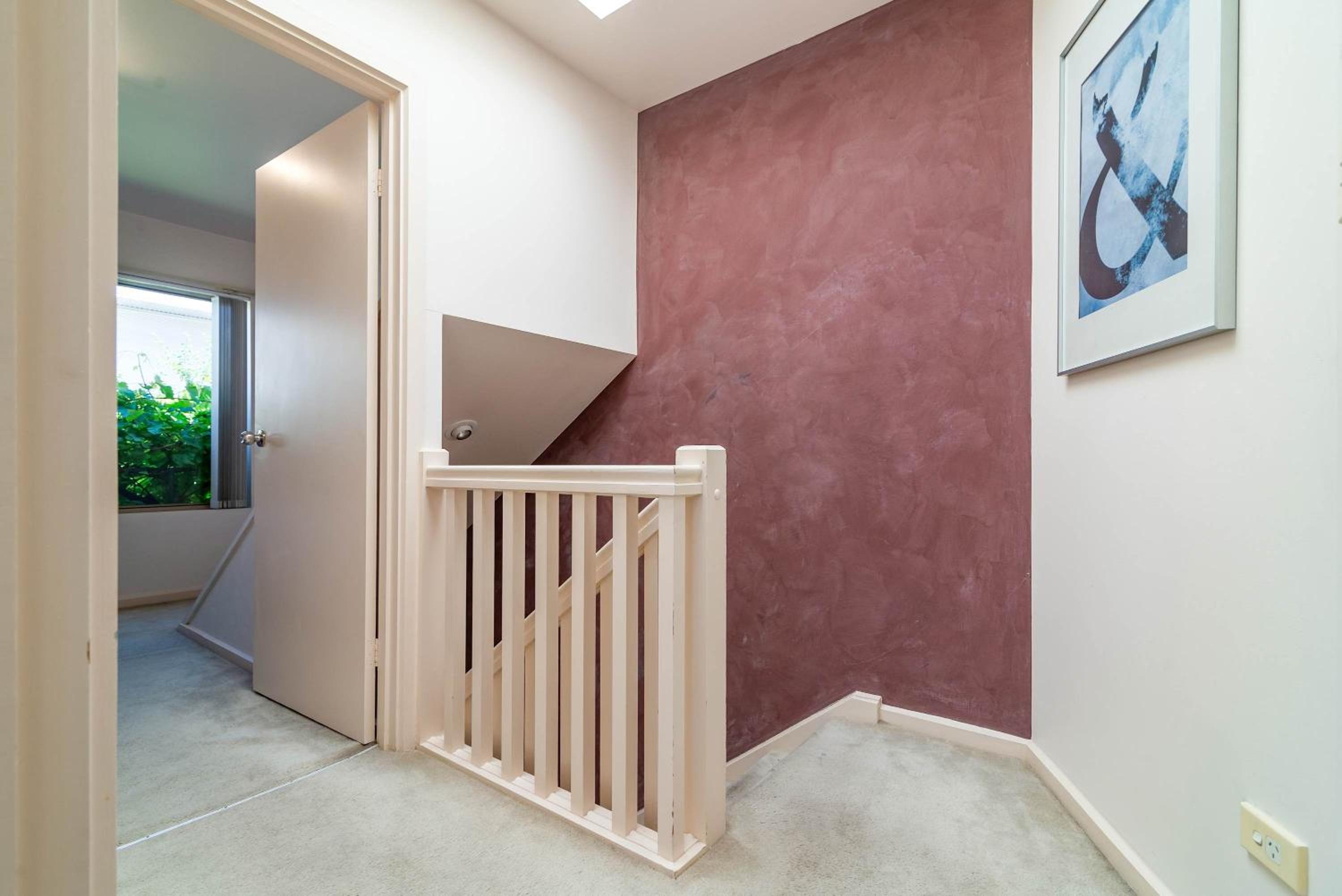 2BR Urban Nest Cosy & Central - Free Parking