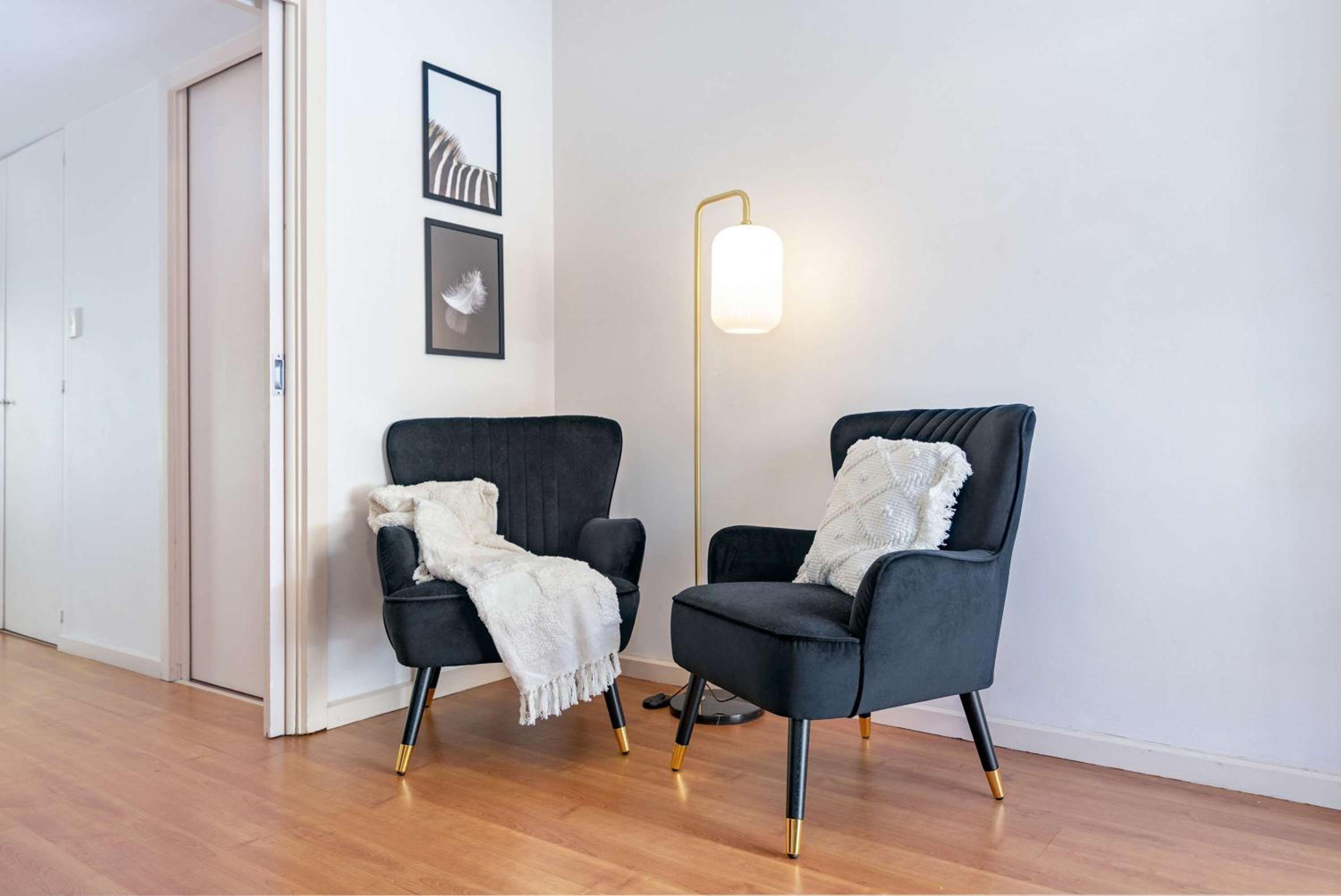 2BR Urban Nest Cosy & Central - Free Parking