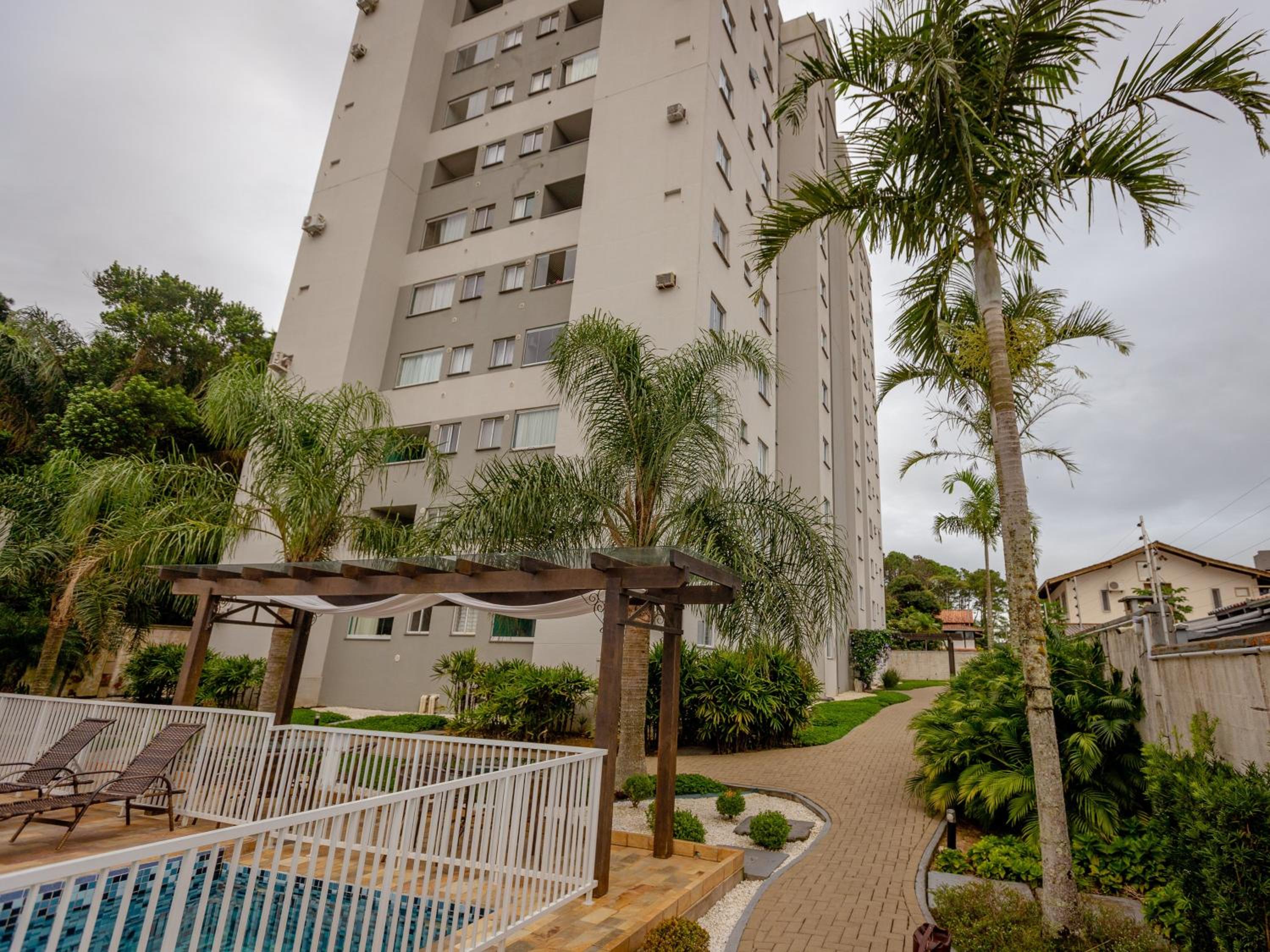 Apto Home Club 250m Praia Balneário Piçarras 20min Beto Carrero - ORI702T1