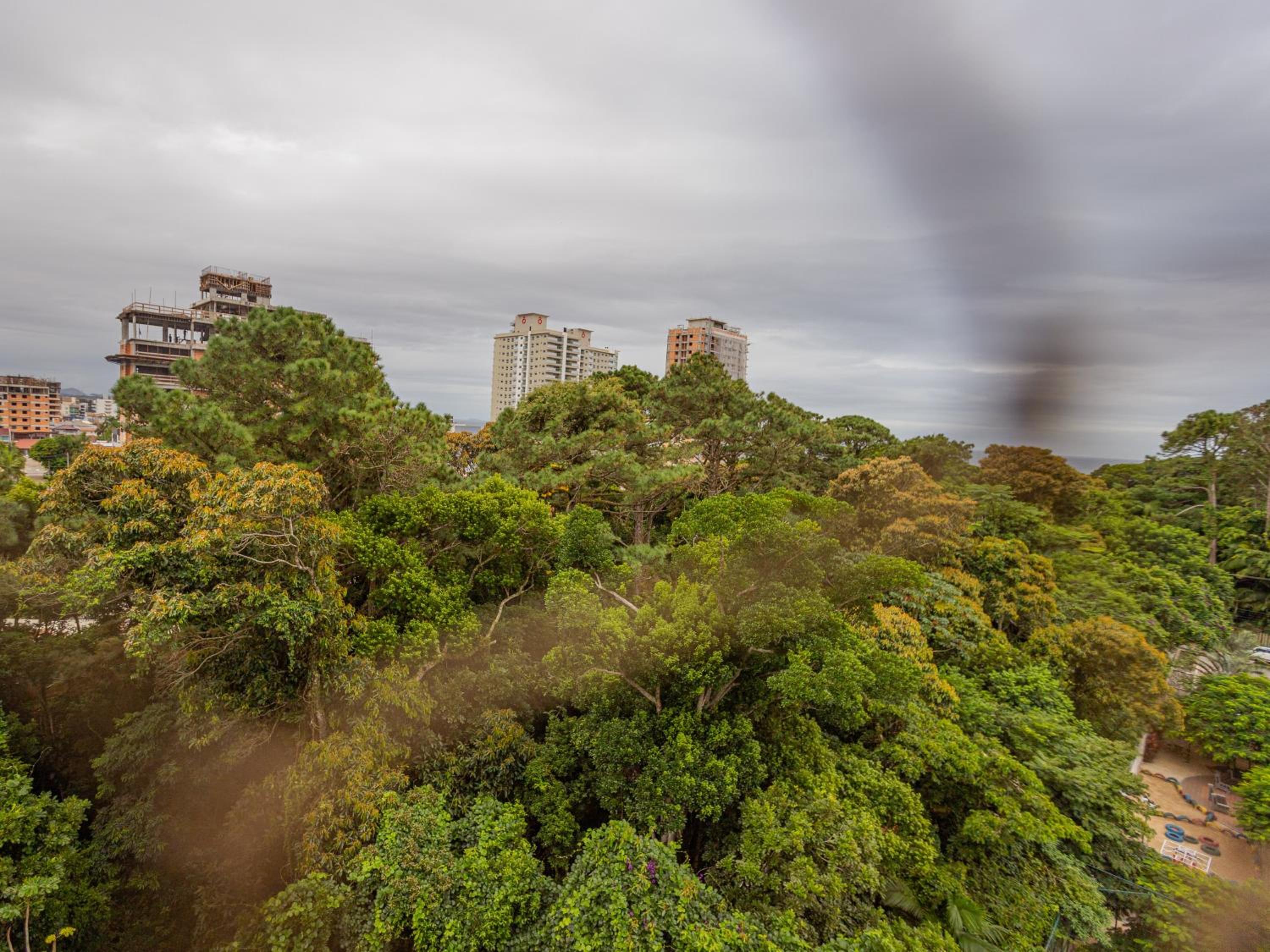 Apto Home Club 250m Praia Balneário Piçarras 20min Beto Carrero - ORI702T1