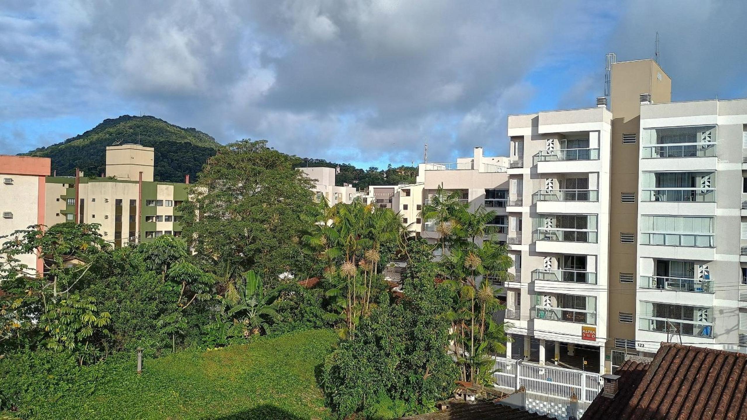 Nirceu Apto. próximo a Praia Grande