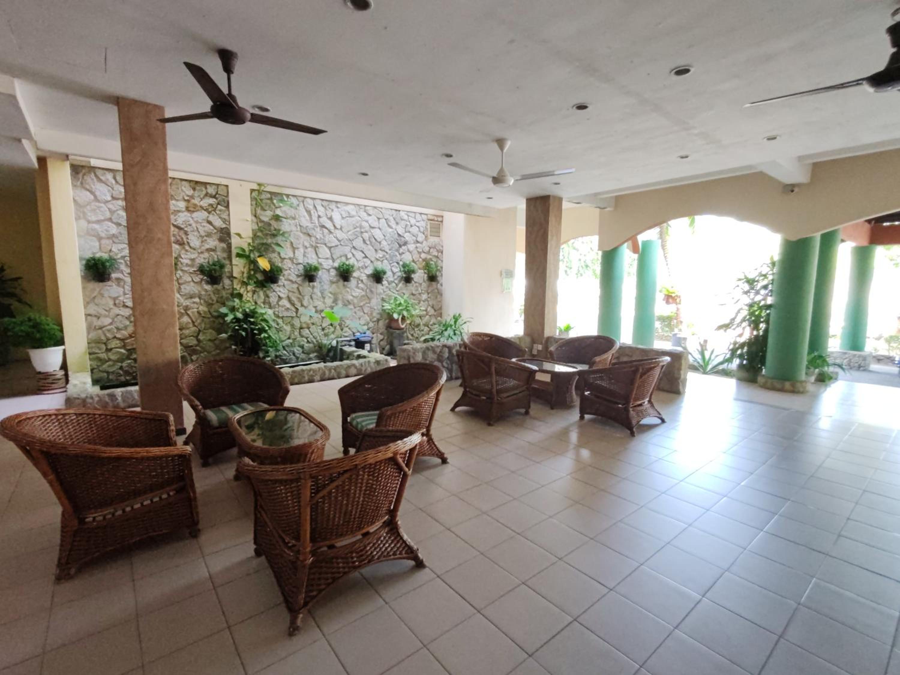 Virgo Batik Resort Teluk Batik Lumut