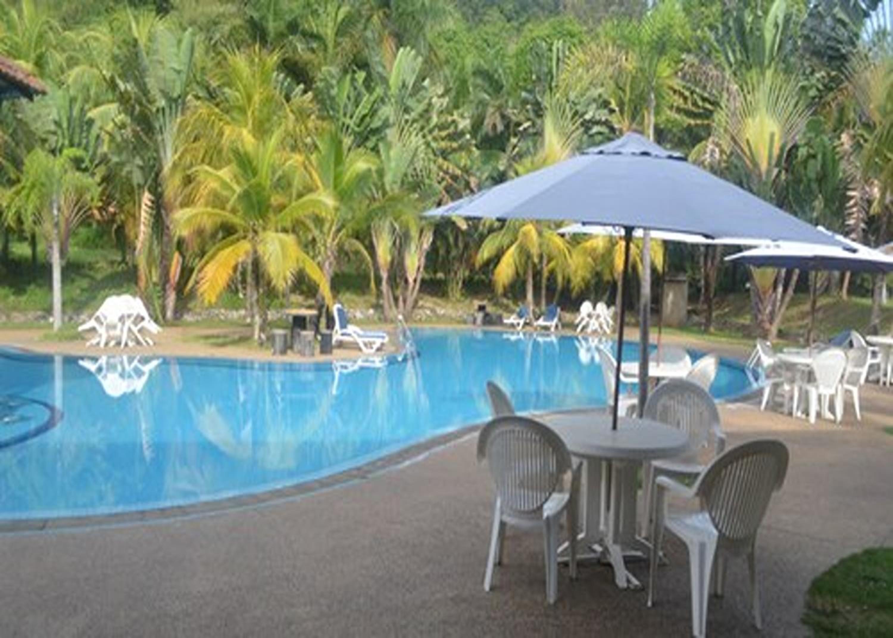 Virgo Batik Resort Teluk Batik Lumut
