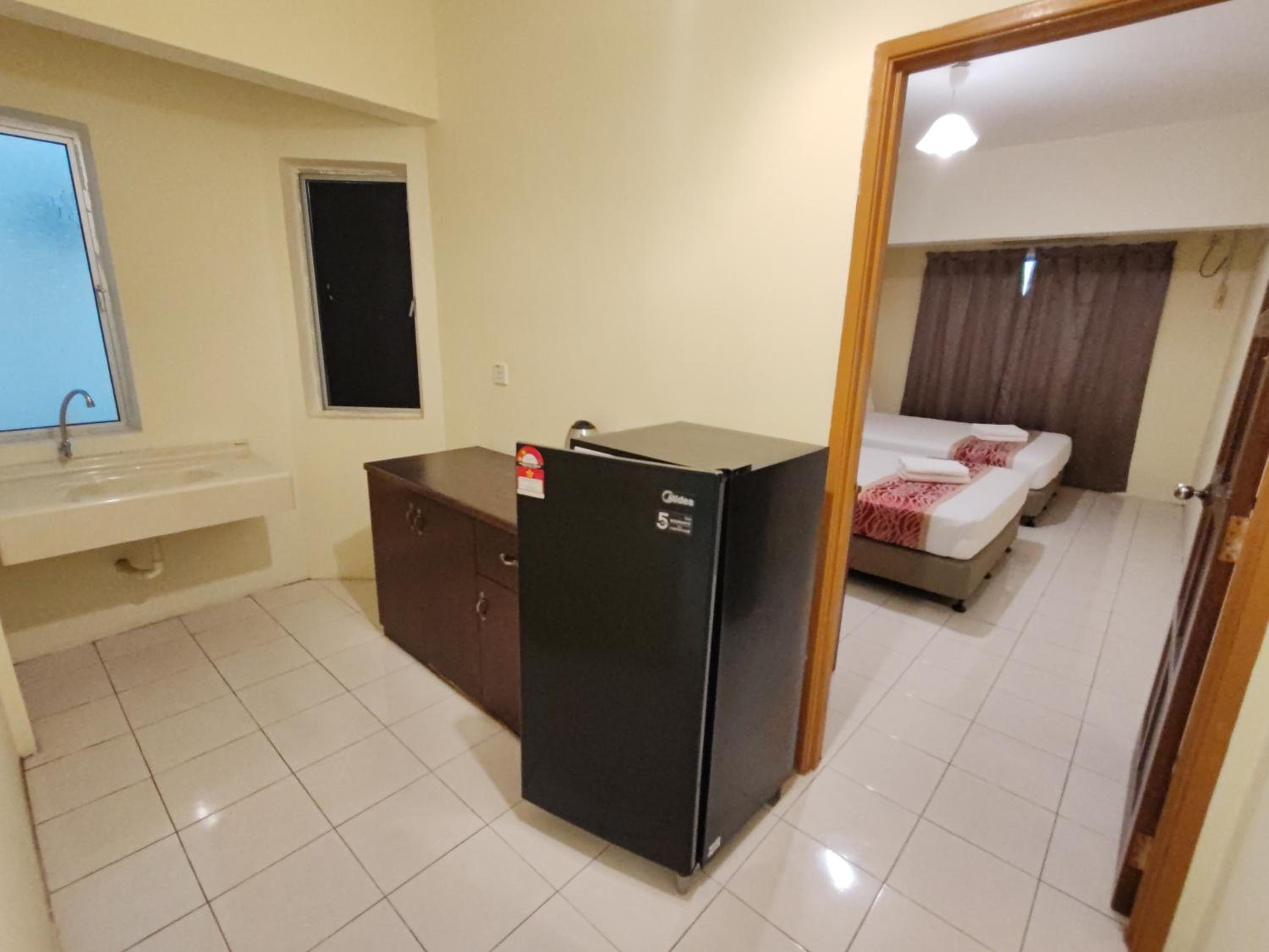 Virgo Batik Resort Teluk Batik Lumut