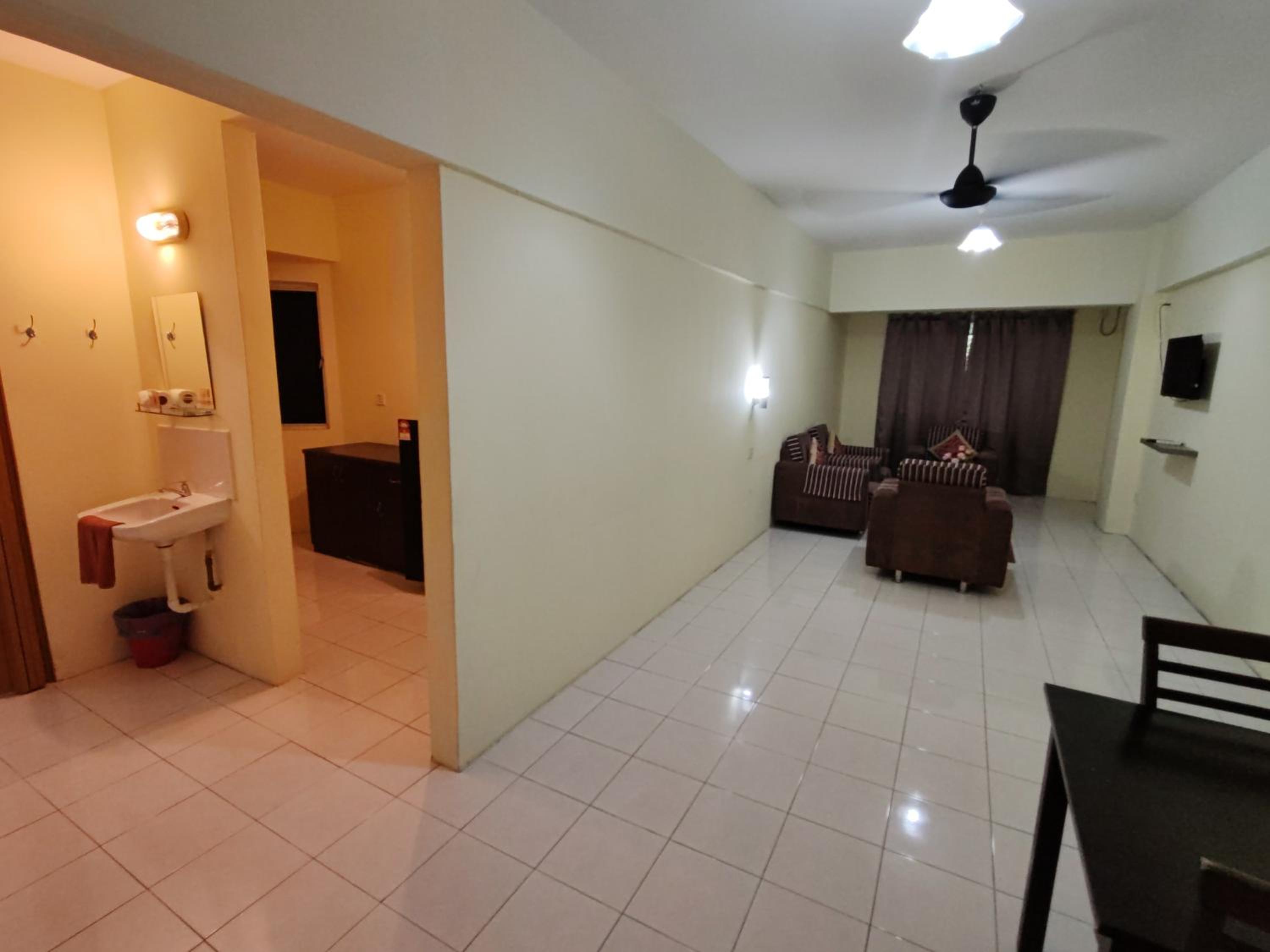 Virgo Batik Resort Teluk Batik Lumut