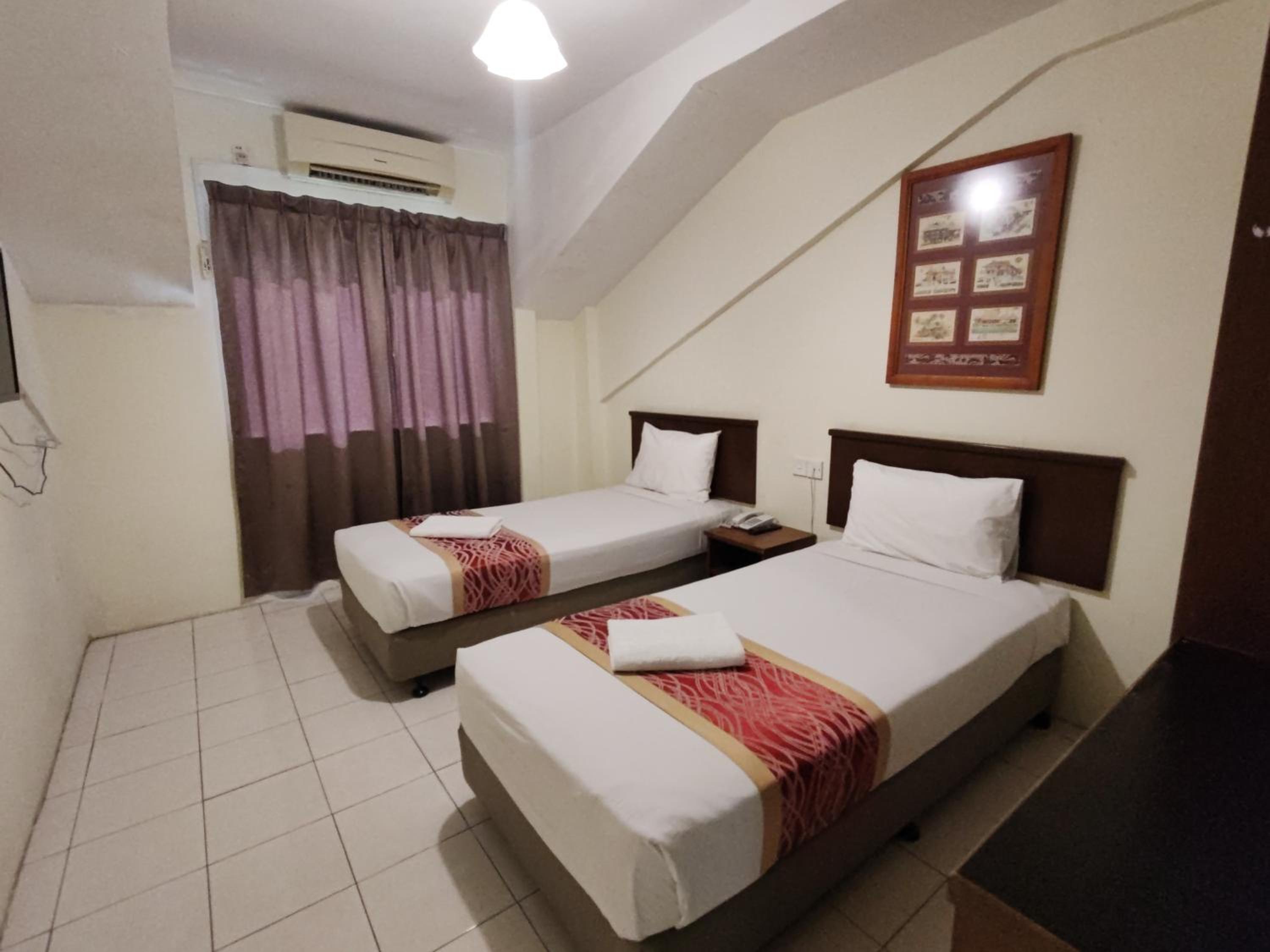 Virgo Batik Resort Teluk Batik Lumut