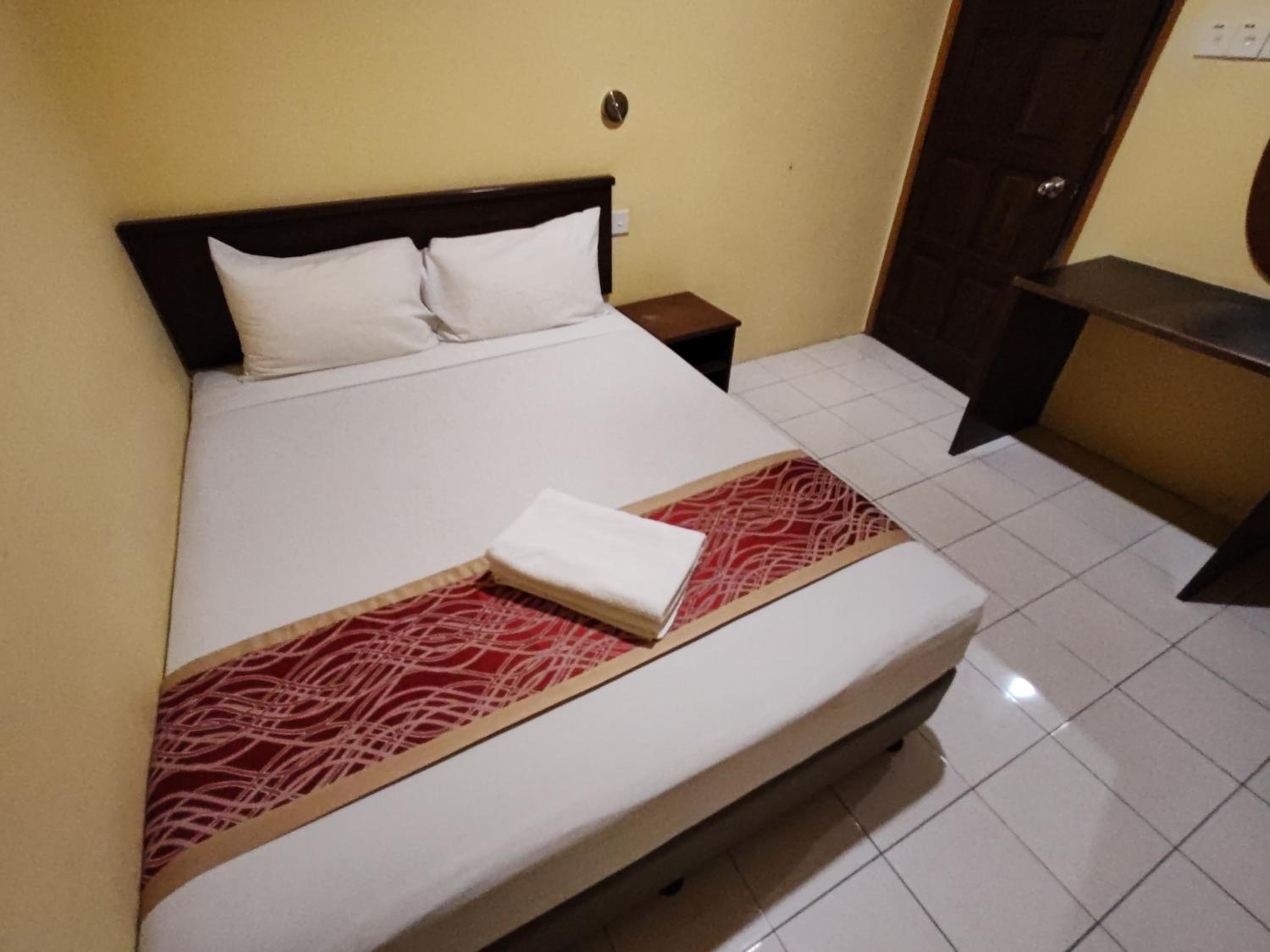 Virgo Batik Resort Teluk Batik Lumut