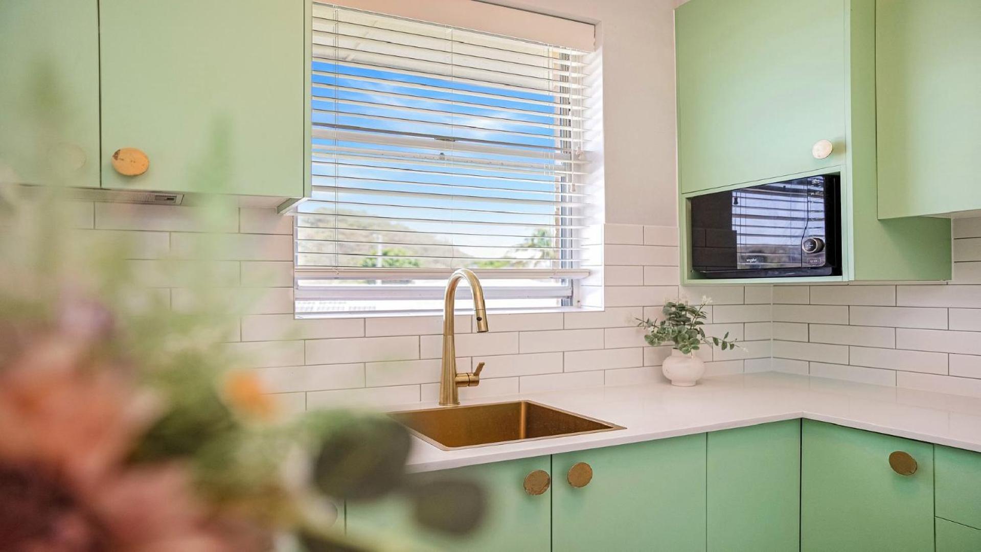 Corinda - Waterviews & Close To Ferry