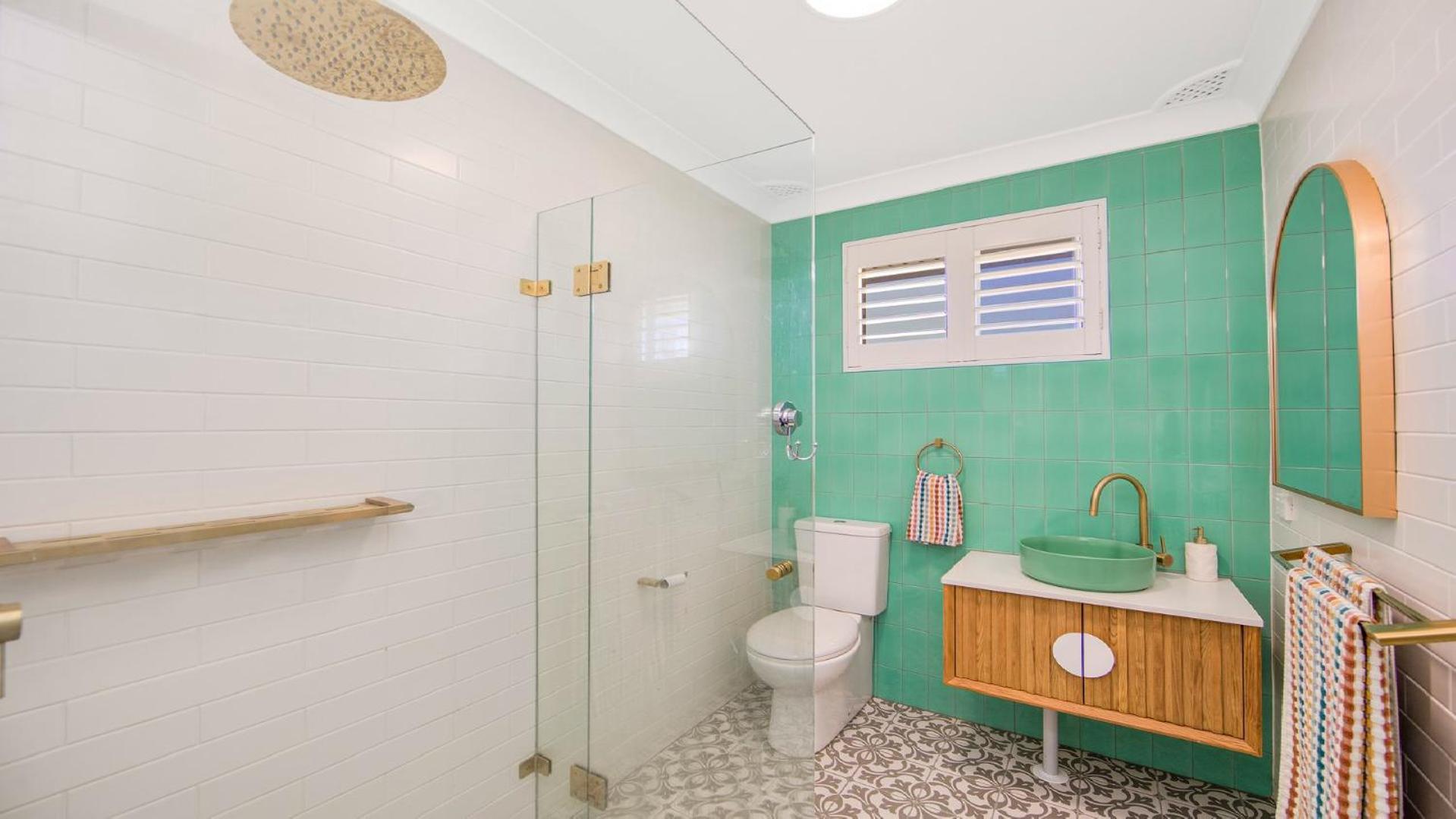 Corinda - Waterviews & Close To Ferry