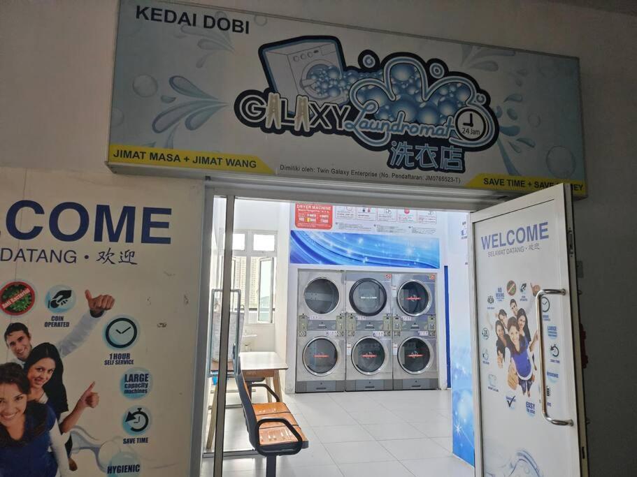JB Town Twin Galaxy Studio 2 Pax Couple Studio