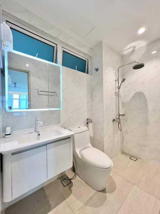 JB Town Twin Galaxy Studio 2 Pax Couple Studio