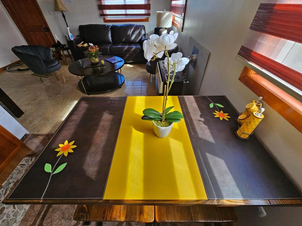 Amarilla Patagonia House