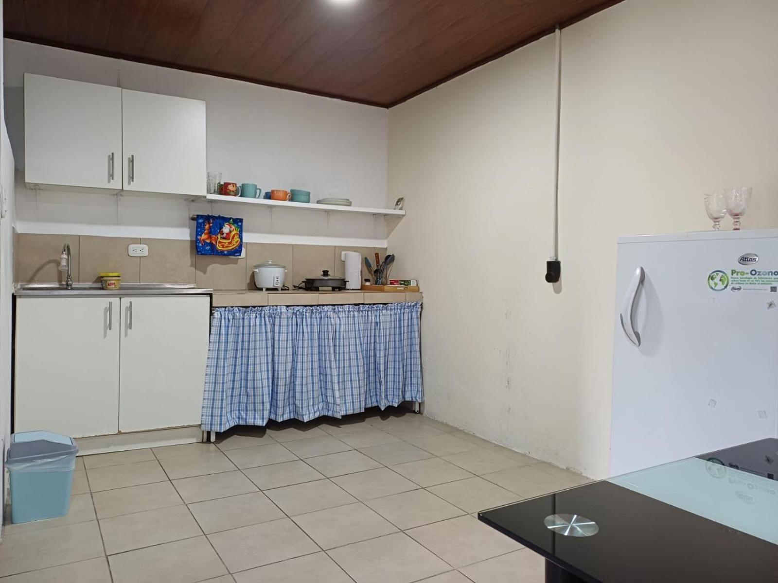 Apartamento & Masajes Nathalia