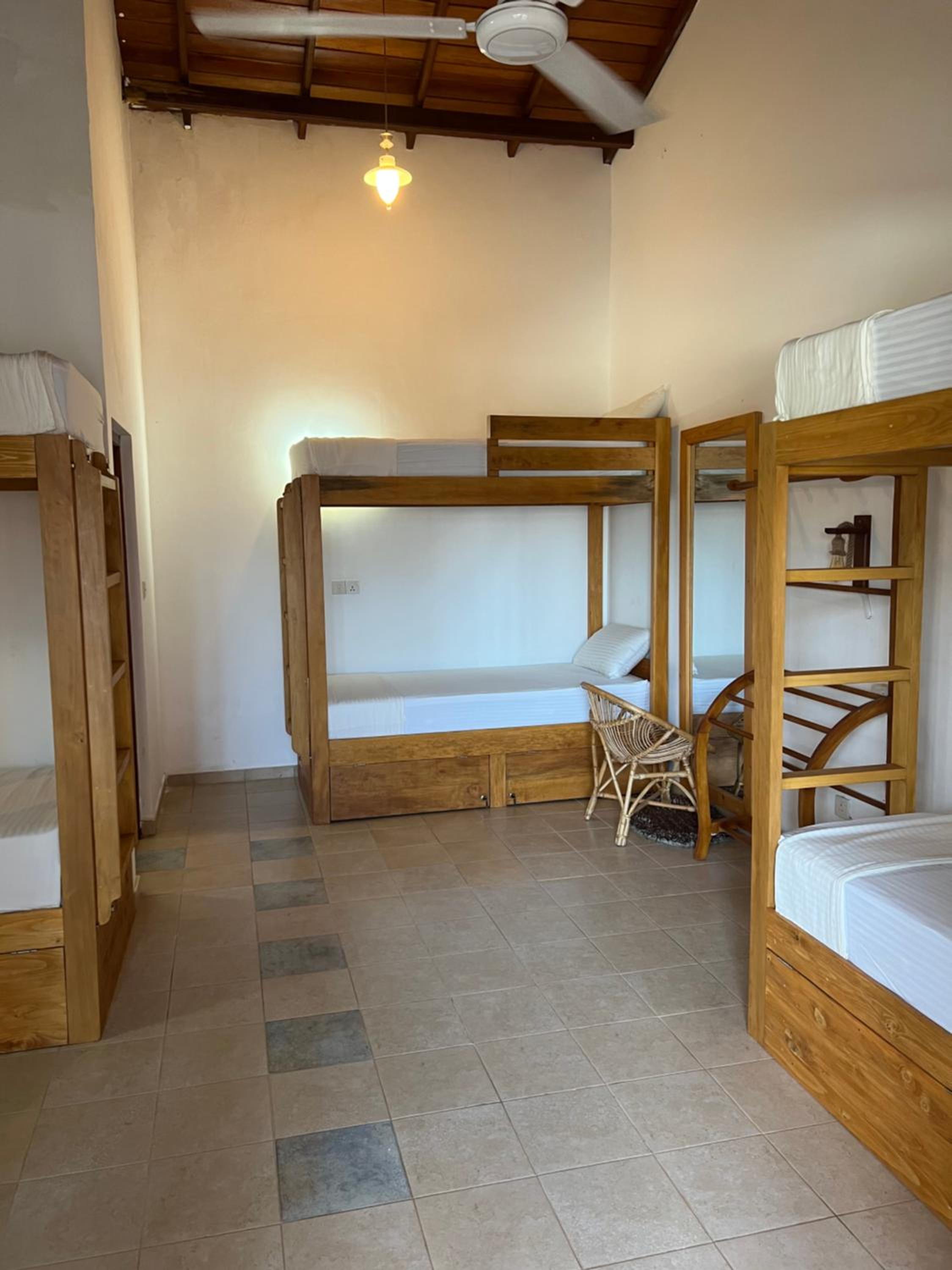 Hummus Hostel Hikkaduwa