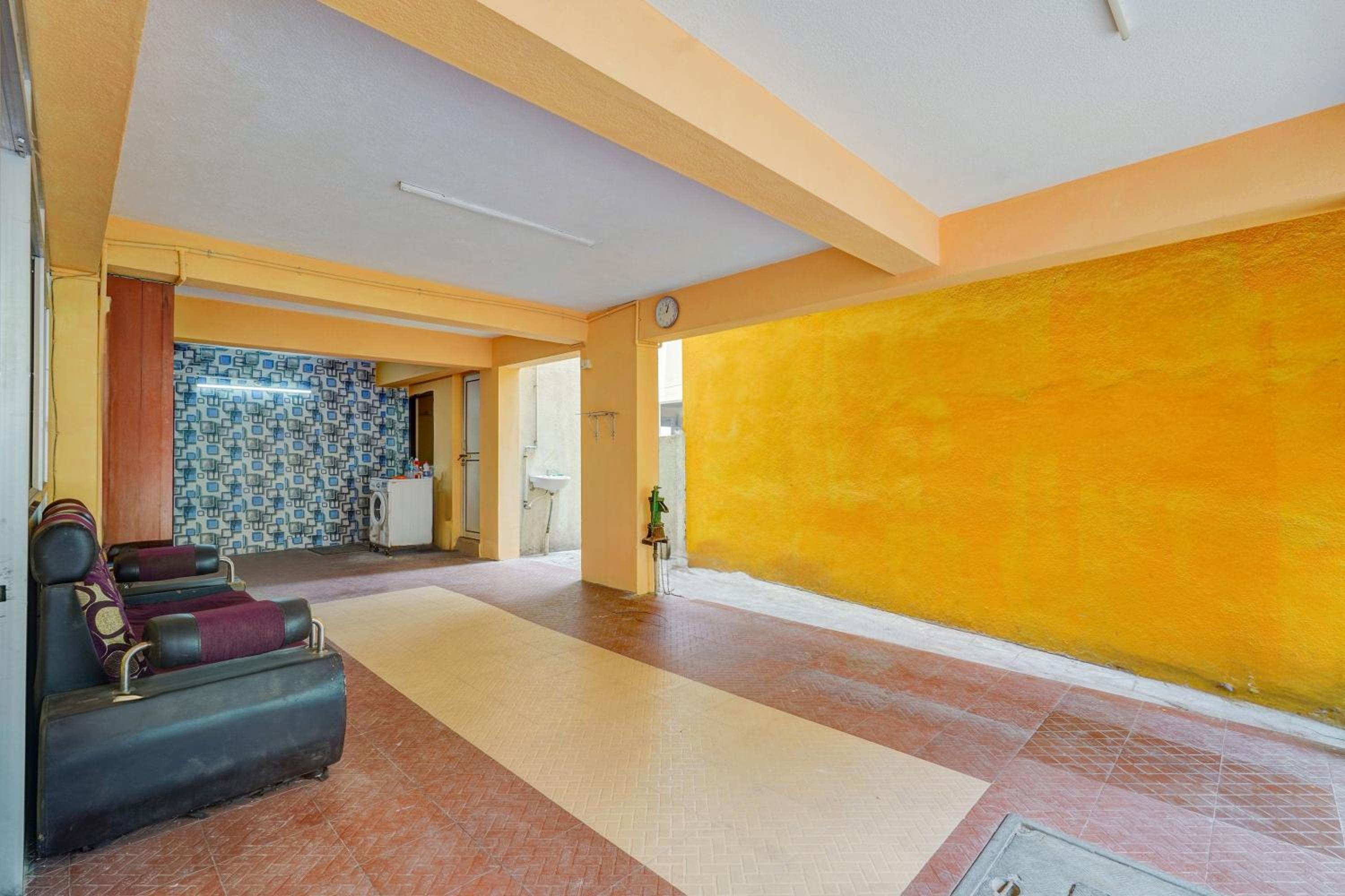 Hotel O Velachery Near Devi Karumariamman Nagar Extension, photo 23