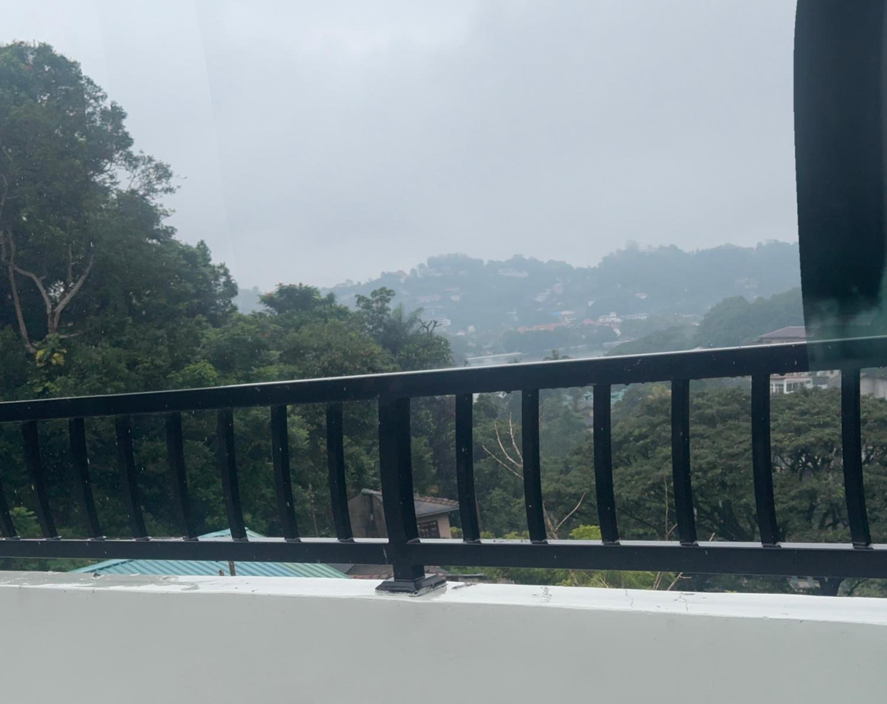Misty Hills Lakeview Lounge view 5