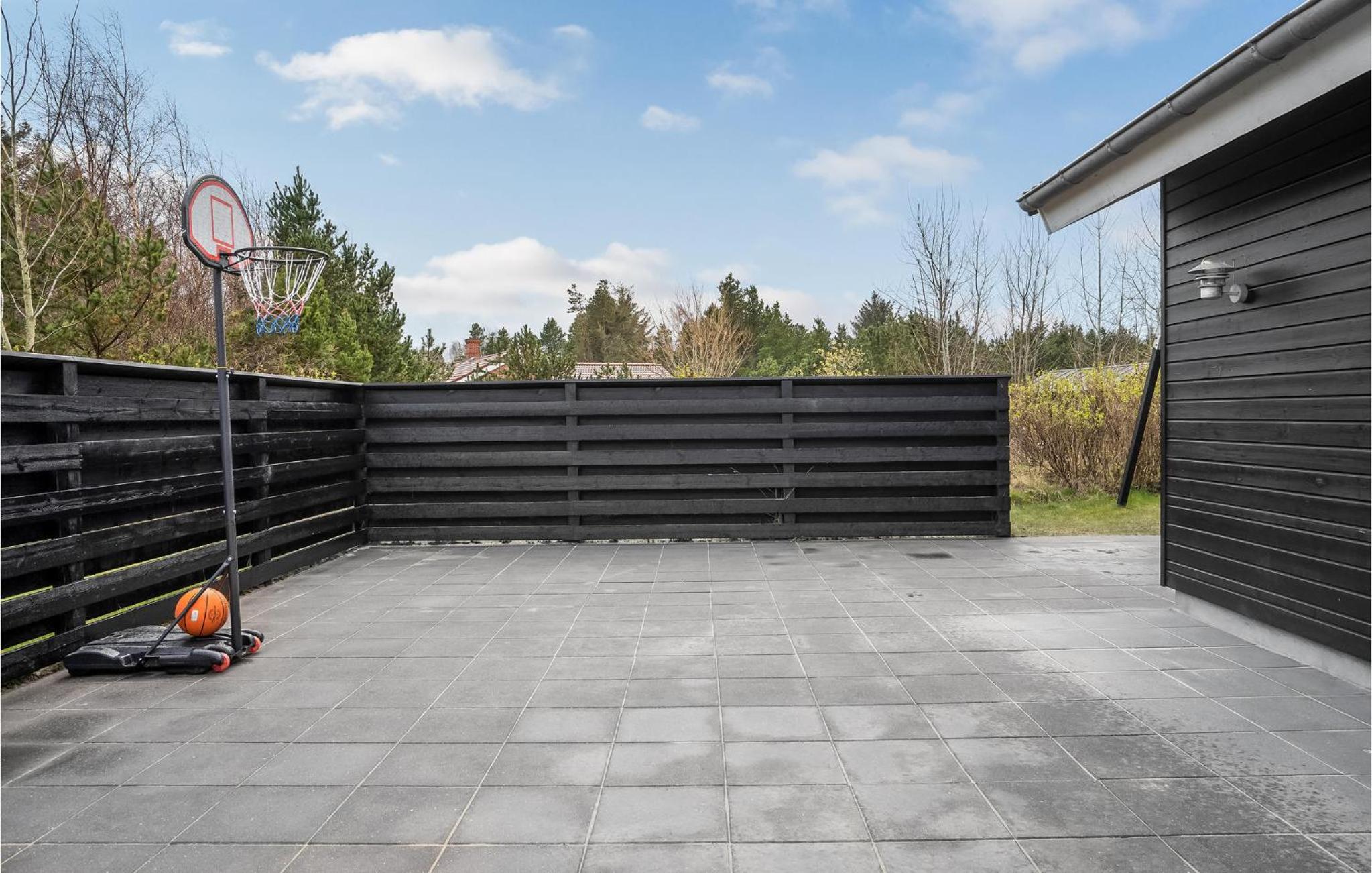 Awesome Home In Blåvand With Sauna