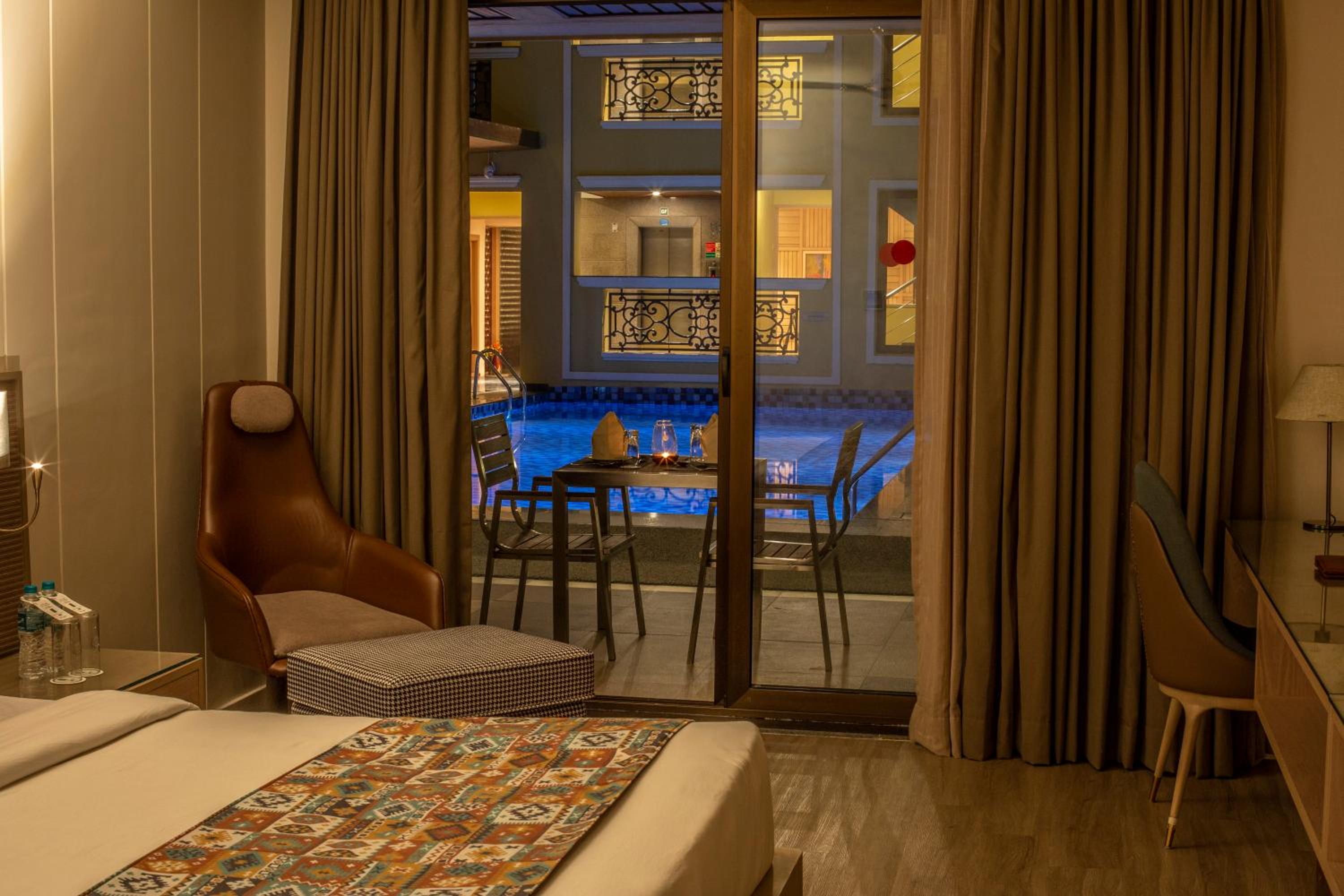 Photo 42