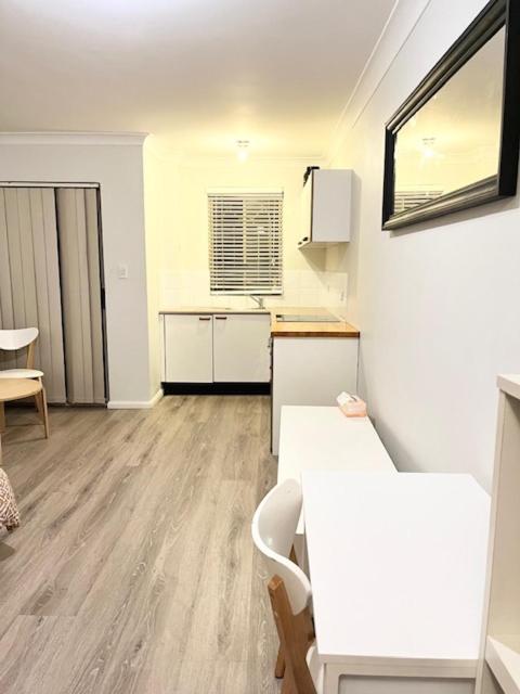 Cozy Studio apartment in Chippendale Darlington Sydney