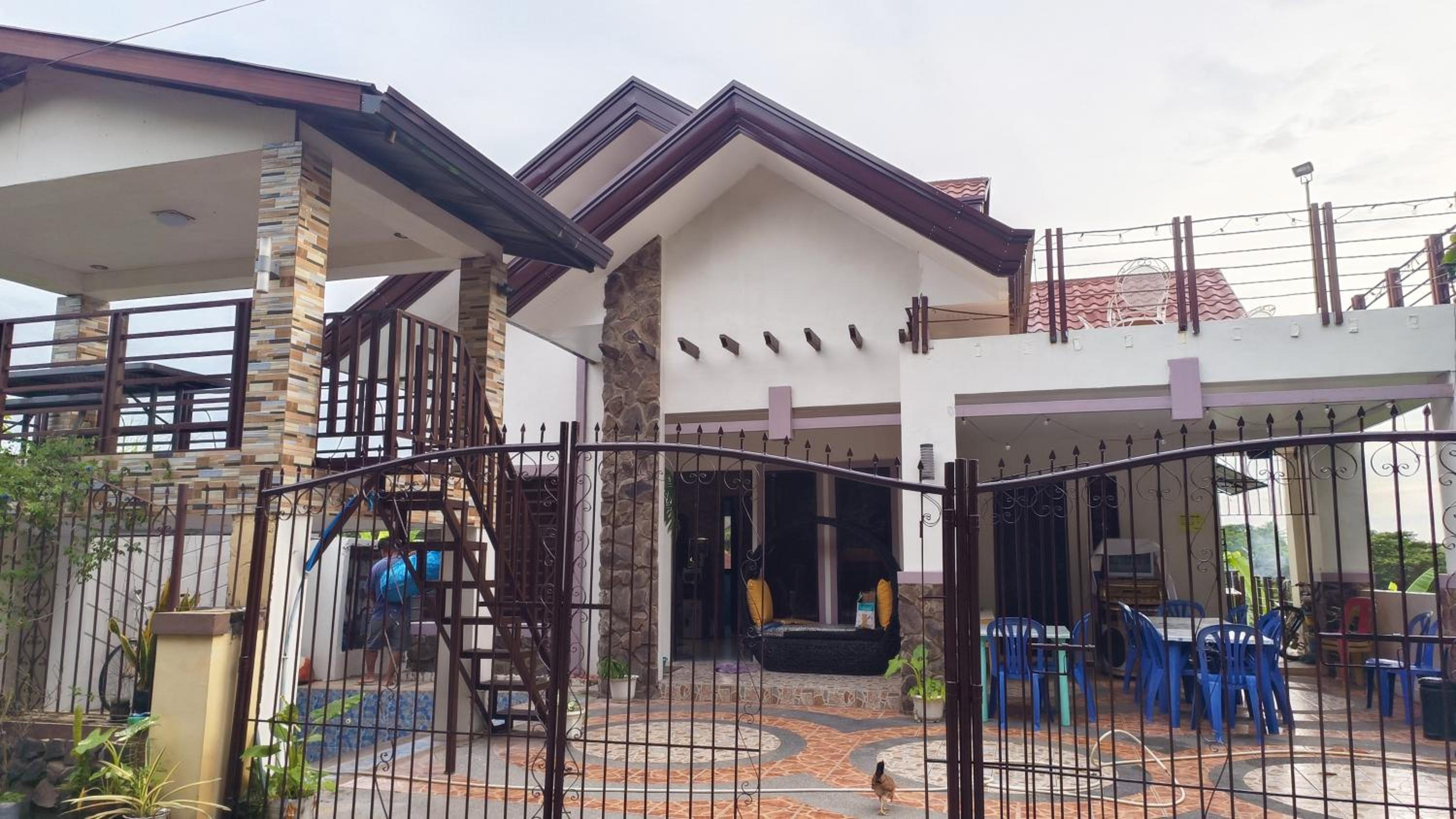 Marc & Net Family Home view 2