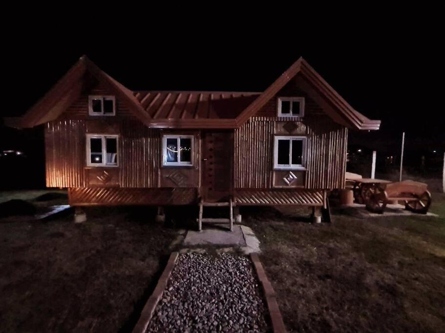 Balai Elmienna - solar powered farm house with pool