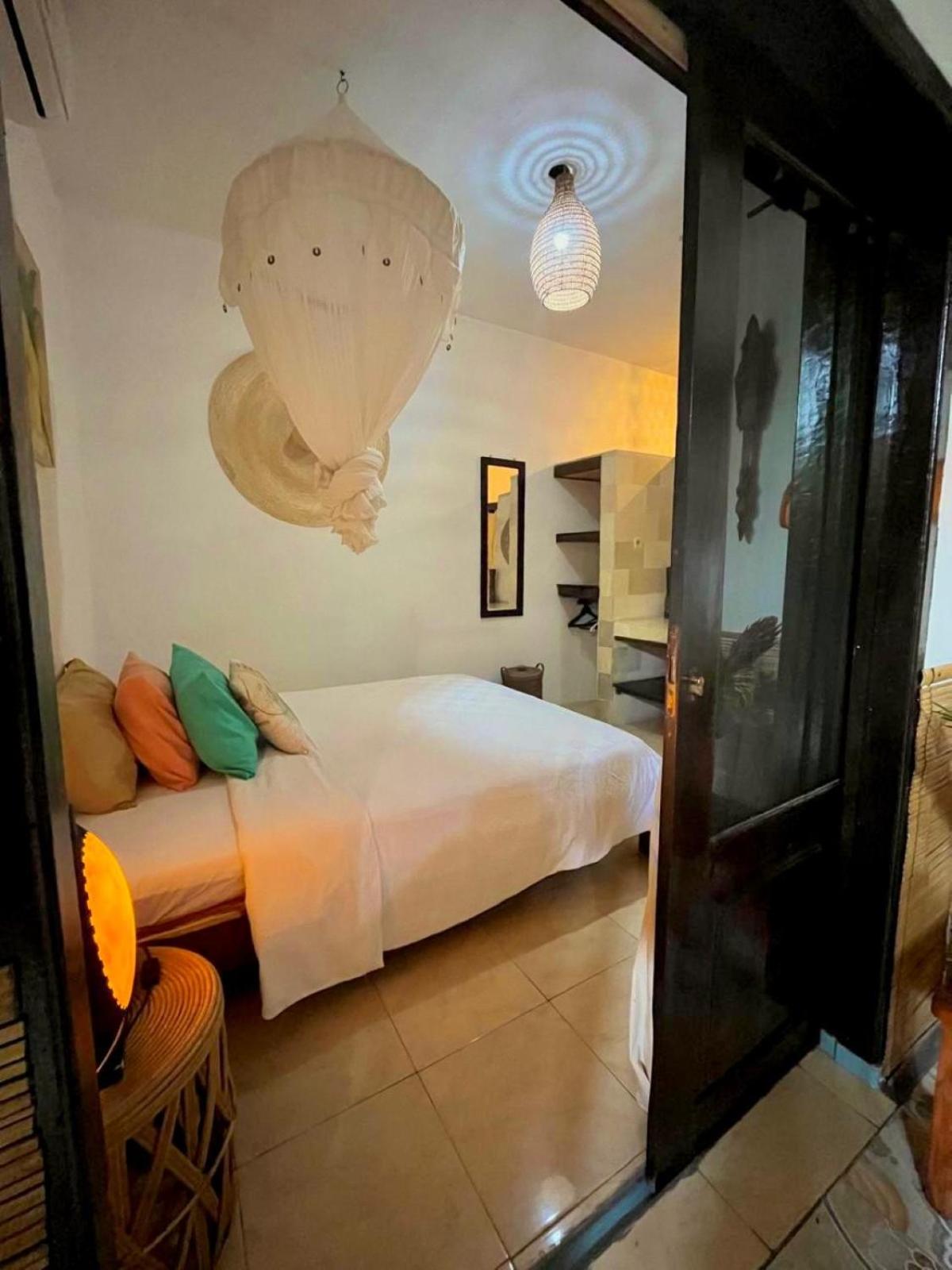 Frangipani garden villa, Senggigi - 18