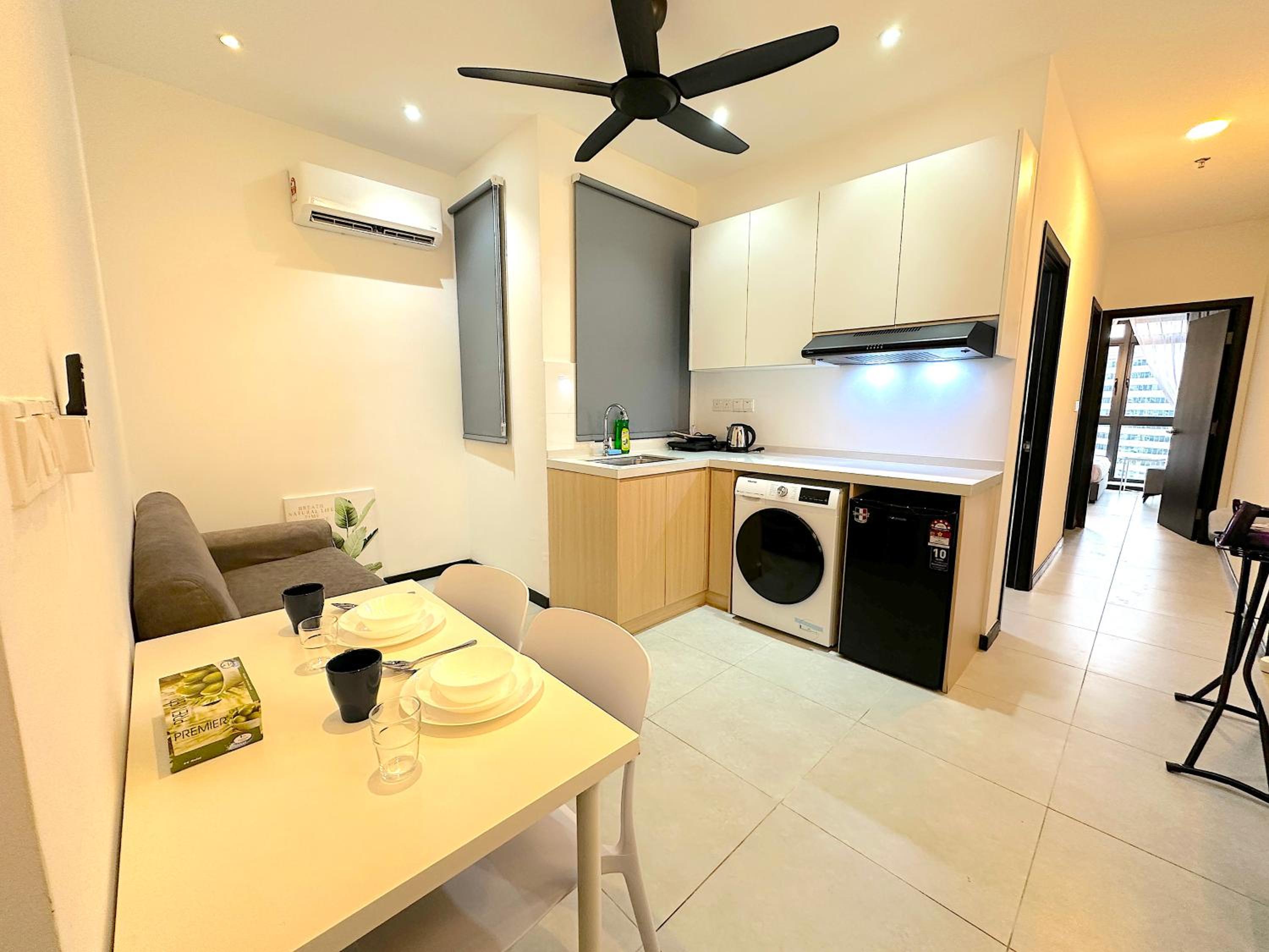 Neu Suites By Serenity Homes Near Gleneagles, KLCC & LRT photo 6