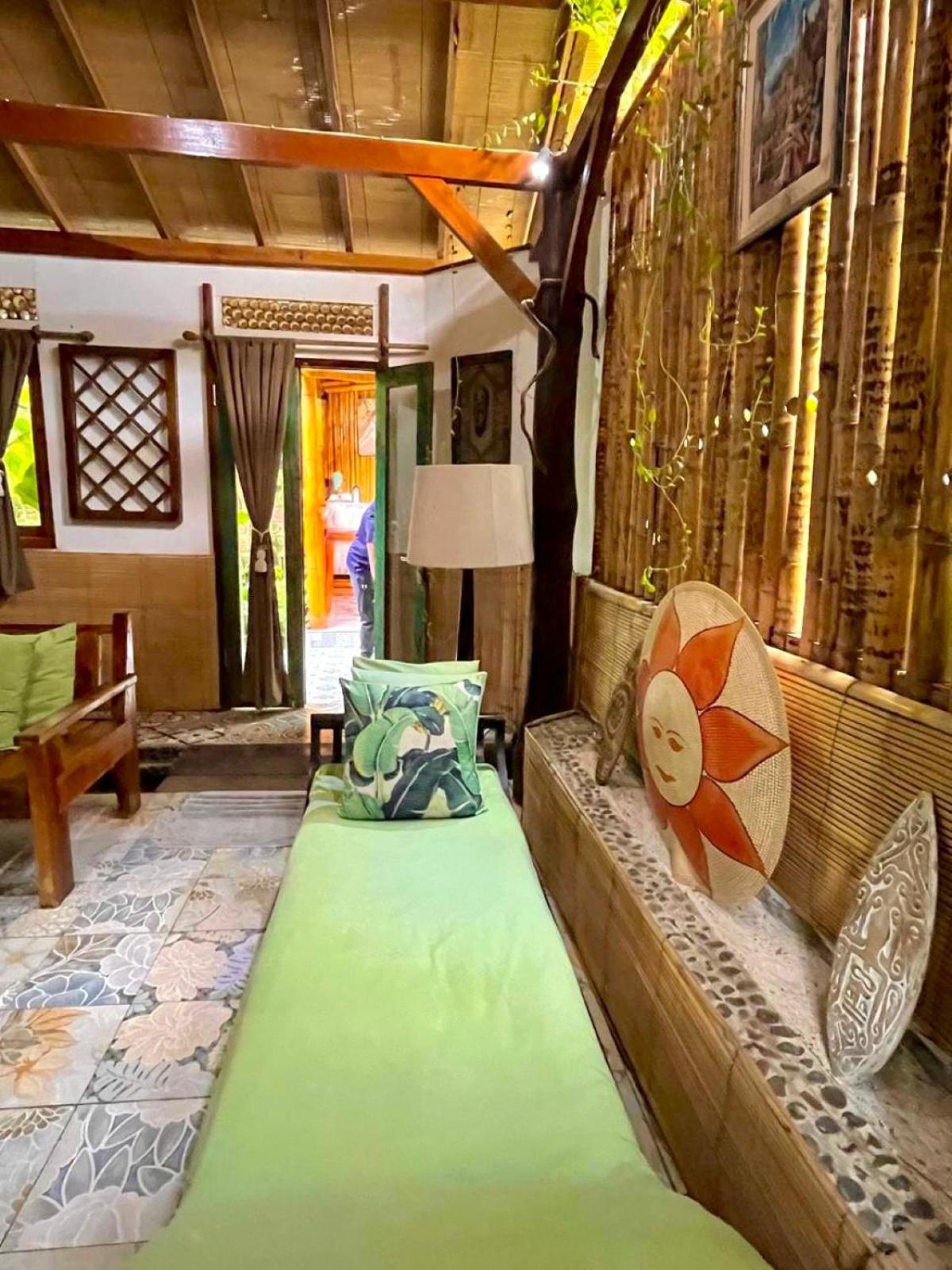 Frangipani garden villa, Senggigi - 5