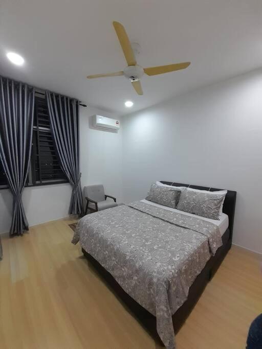 Crystal Heights Cozy House photo 8