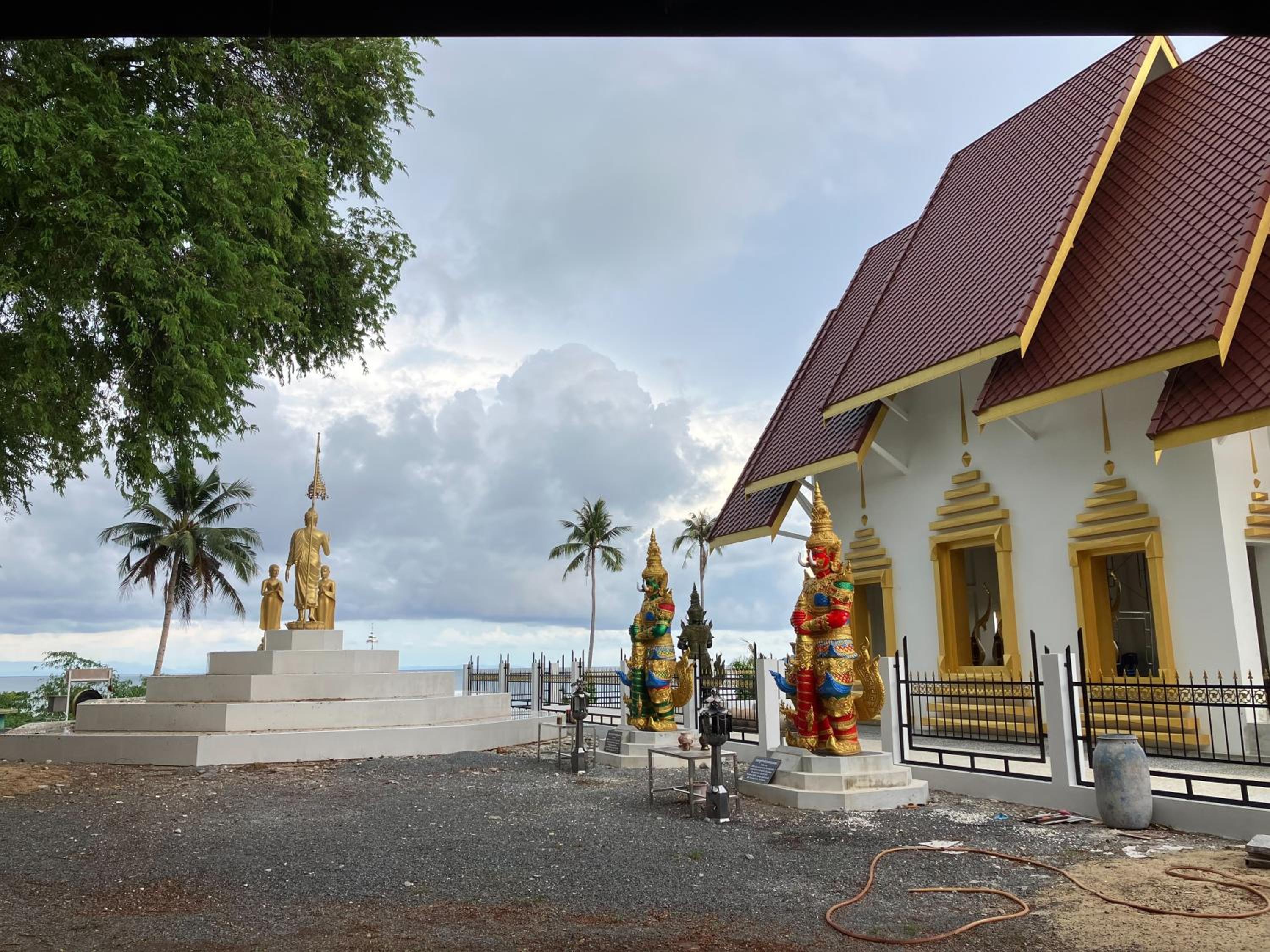 Naivacha Tent Koh Mak